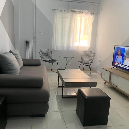 Renovated And Cool Flat In Ideal Location Atenas Exterior foto
